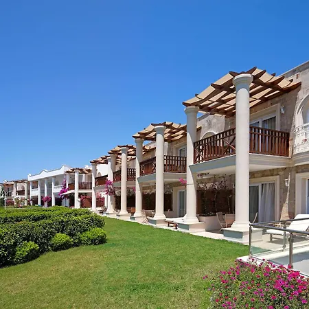 Sianji Well-being Resort 5*